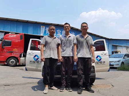 迎高溫、戰(zhàn)酷暑；揮汗如雨的安防工程施工現(xiàn)場
